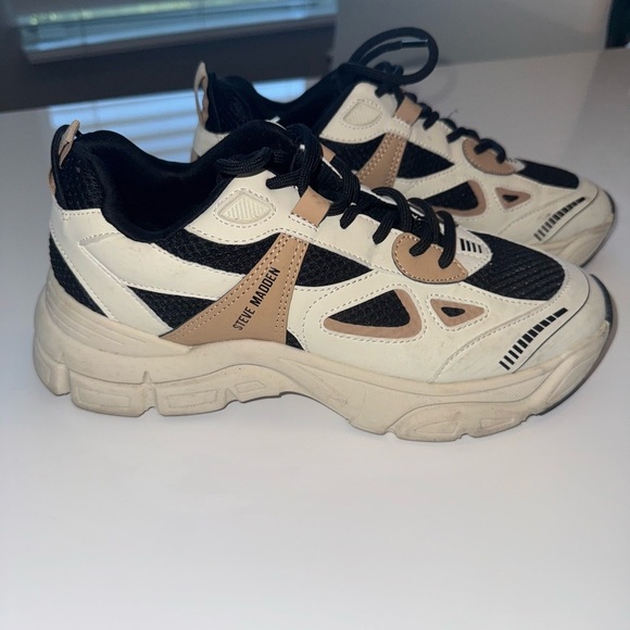 Steve Madden Shoes - Steve Madden Black and White Sneakers